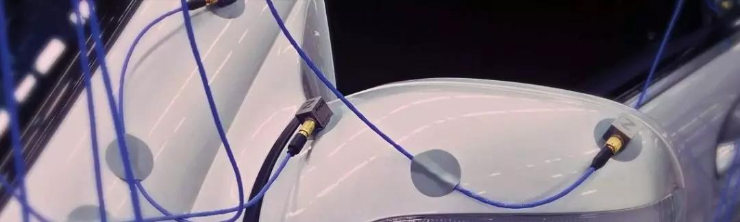 振動(dòng)傳感器